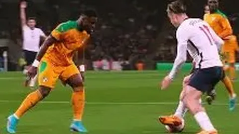 内维尔直言：哲凯赖什表现堪称灾难，直言不讳其糟糕至极的赛场表现！